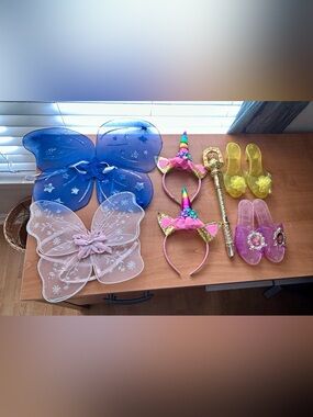 Girls Disney costume accessories shoes/wings/headbands/wand lot 9 pieces